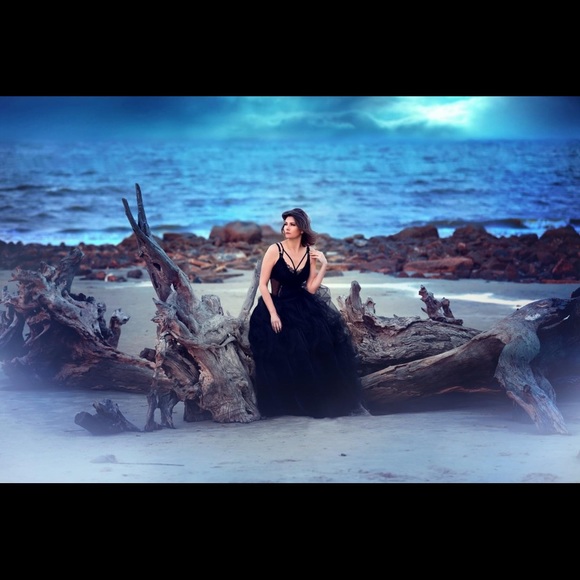 Meet your Posher, Charish - Picture 6 of 6